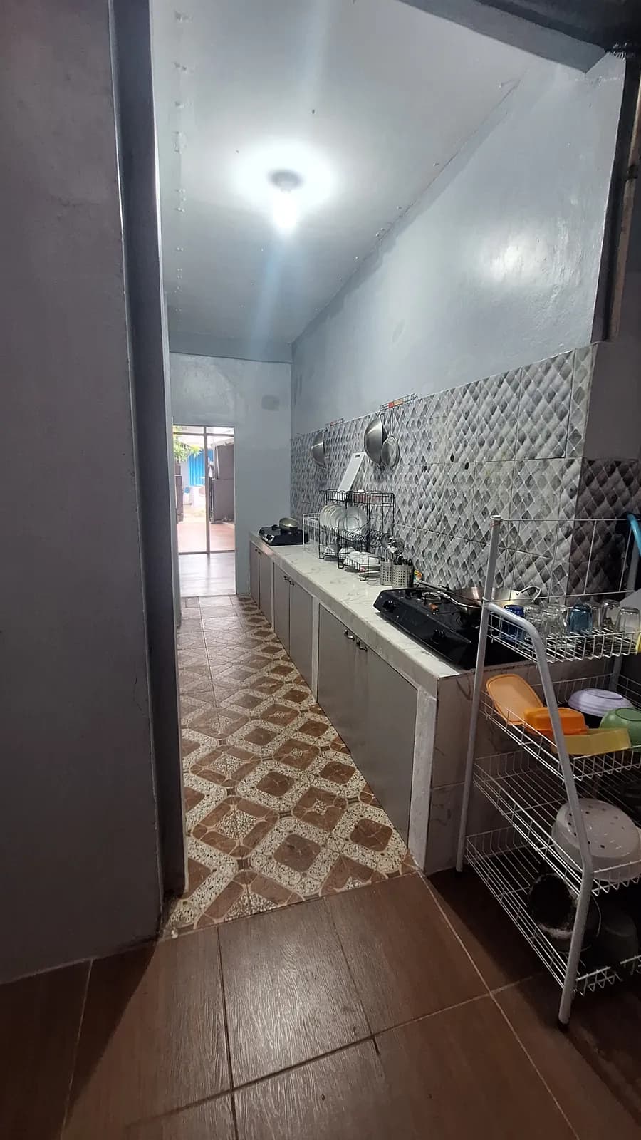 Dapur bersama di Kost Rasya
