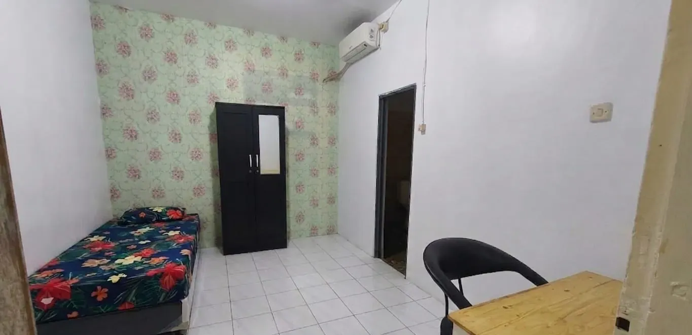 Sudut kamar Kost Rasya